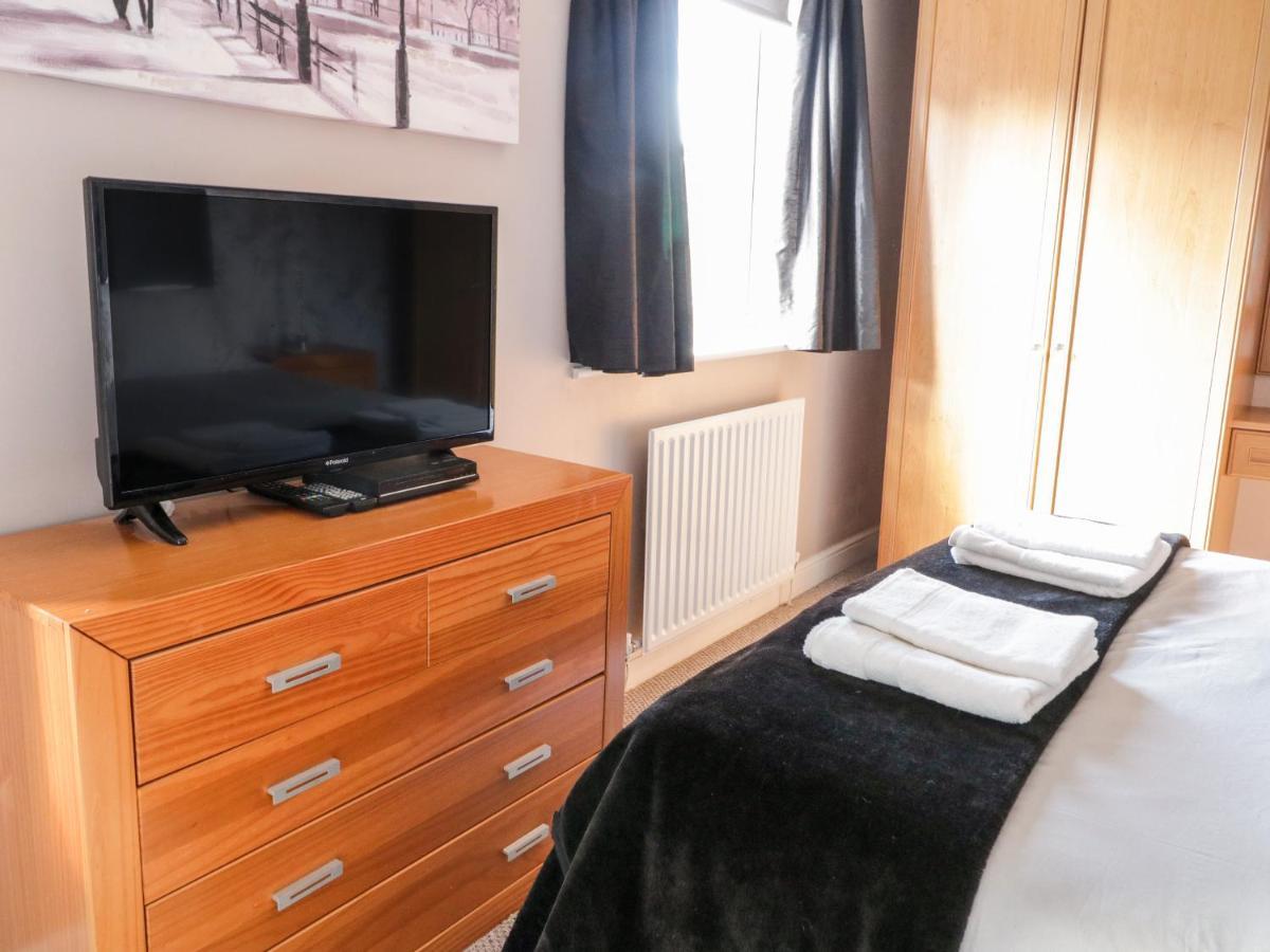 9 Navigation Square Villa Скиптън Екстериор снимка